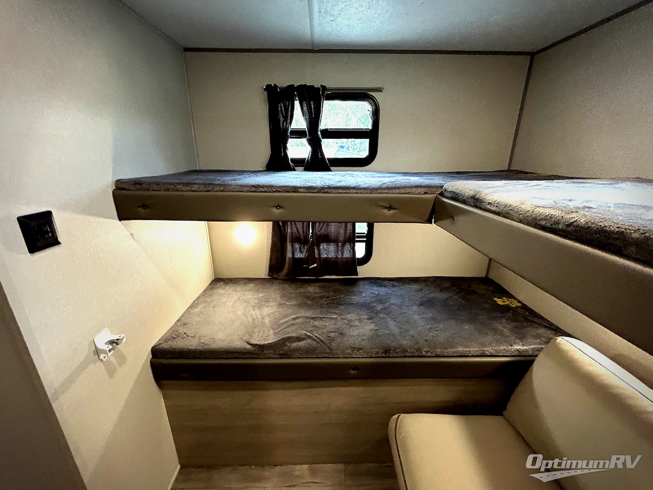 2024 Coachmen Catalina Legacy Edition 293QBCK Photo 16