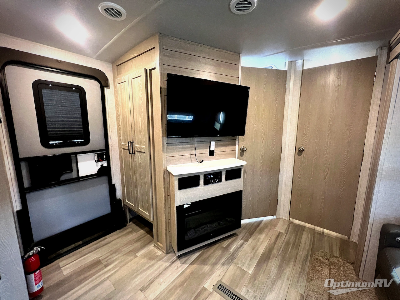 2021 Forest River Flagstaff Super Lite 26FKBS Photo 8