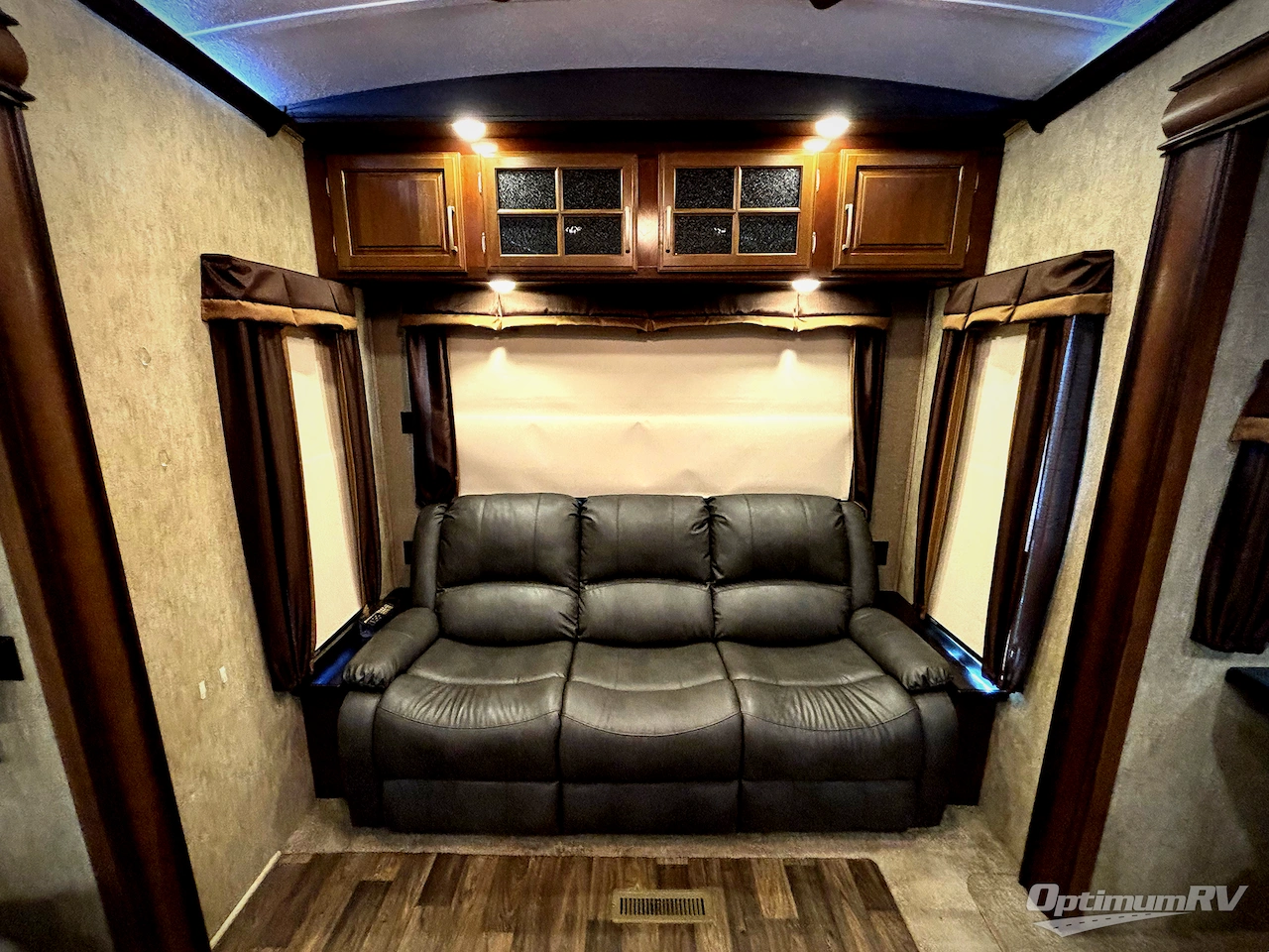 2015 Keystone Montana 3402 RL Photo 18