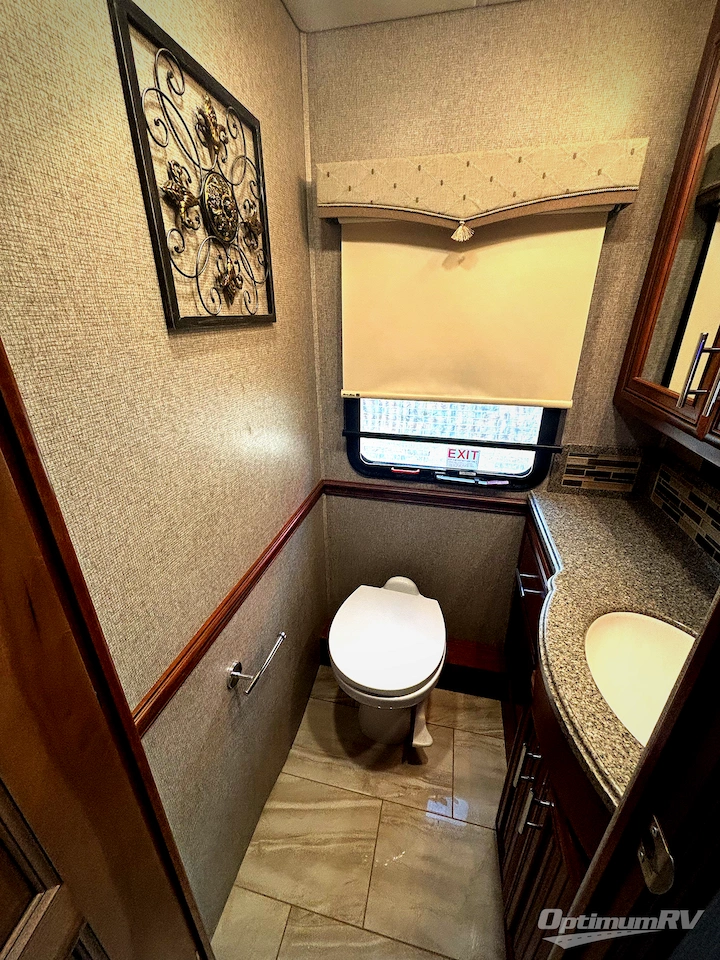 2020 Forest River Berkshire XL 40C Photo 17