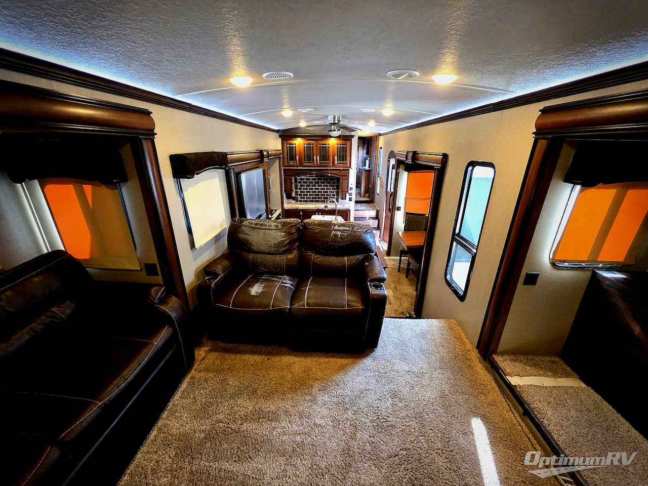 2017 Keystone Montana 3790RD Photo 2