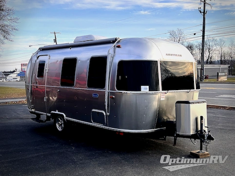 Used 2022 Airstream RV Bambi 22FB Featured Photo
