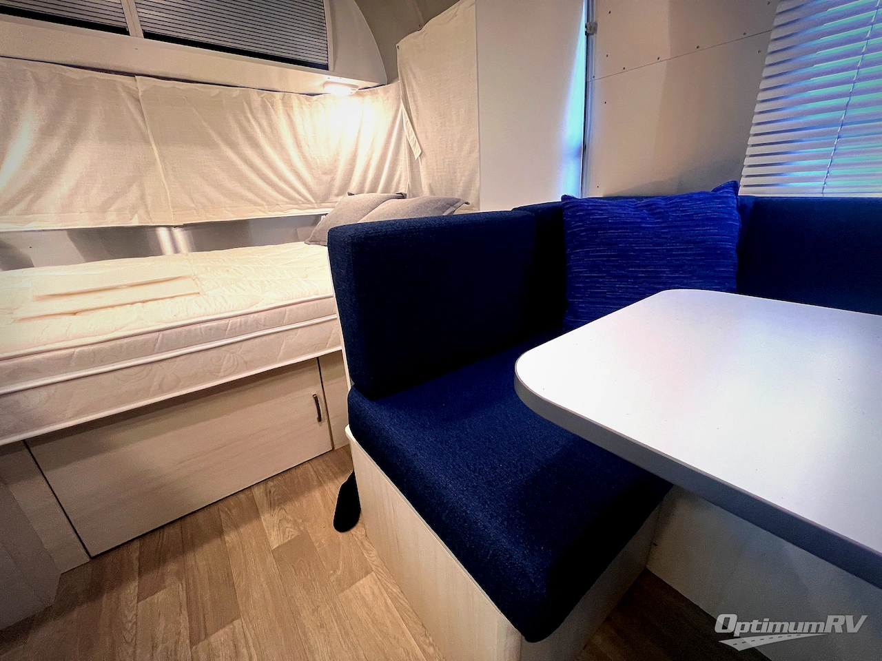 2022 Airstream Bambi 22FB Photo 16