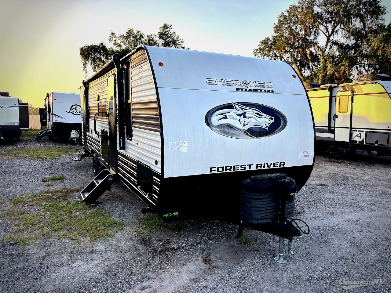 2025 Forest River Cherokee Grey Wolf 26DBH Photo 1