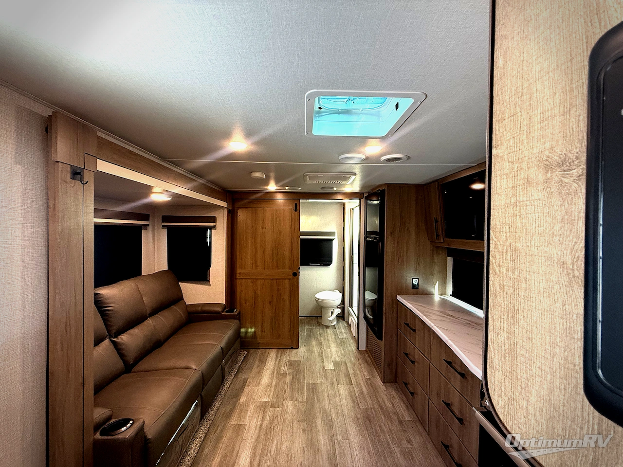 2023 Grand Design Imagine XLS 22RBE Photo 5