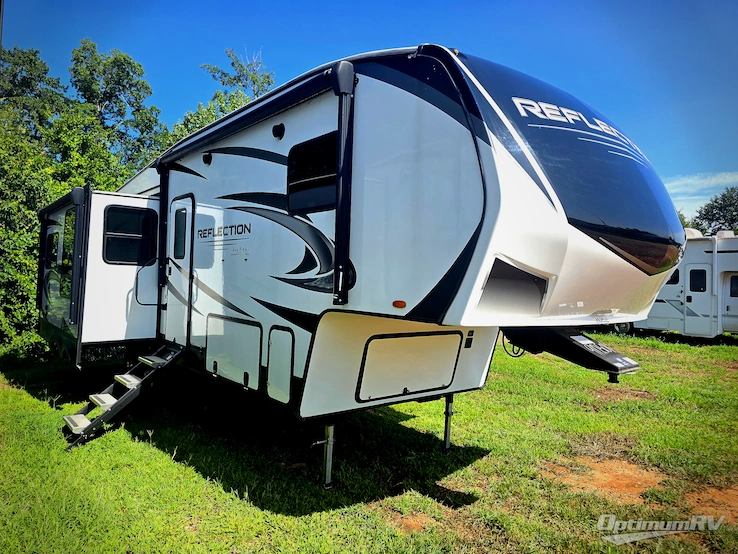 2021 Grand Design Reflection 303RLS RV Photo 1