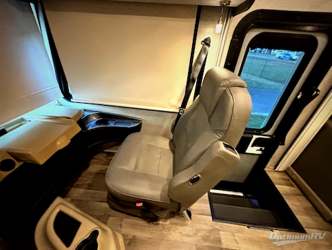 2020 Jayco Precept 34G RV Photo 2