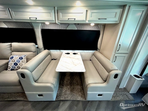 2024 Fleetwood Bounder 35K RV Photo 3