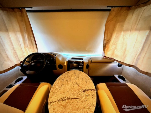 2017 Thor Axis 25.3 RV Photo 2