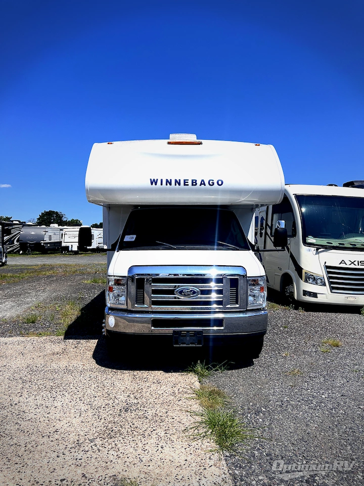 2019 Winnebago Outlook 27D Photo 2
