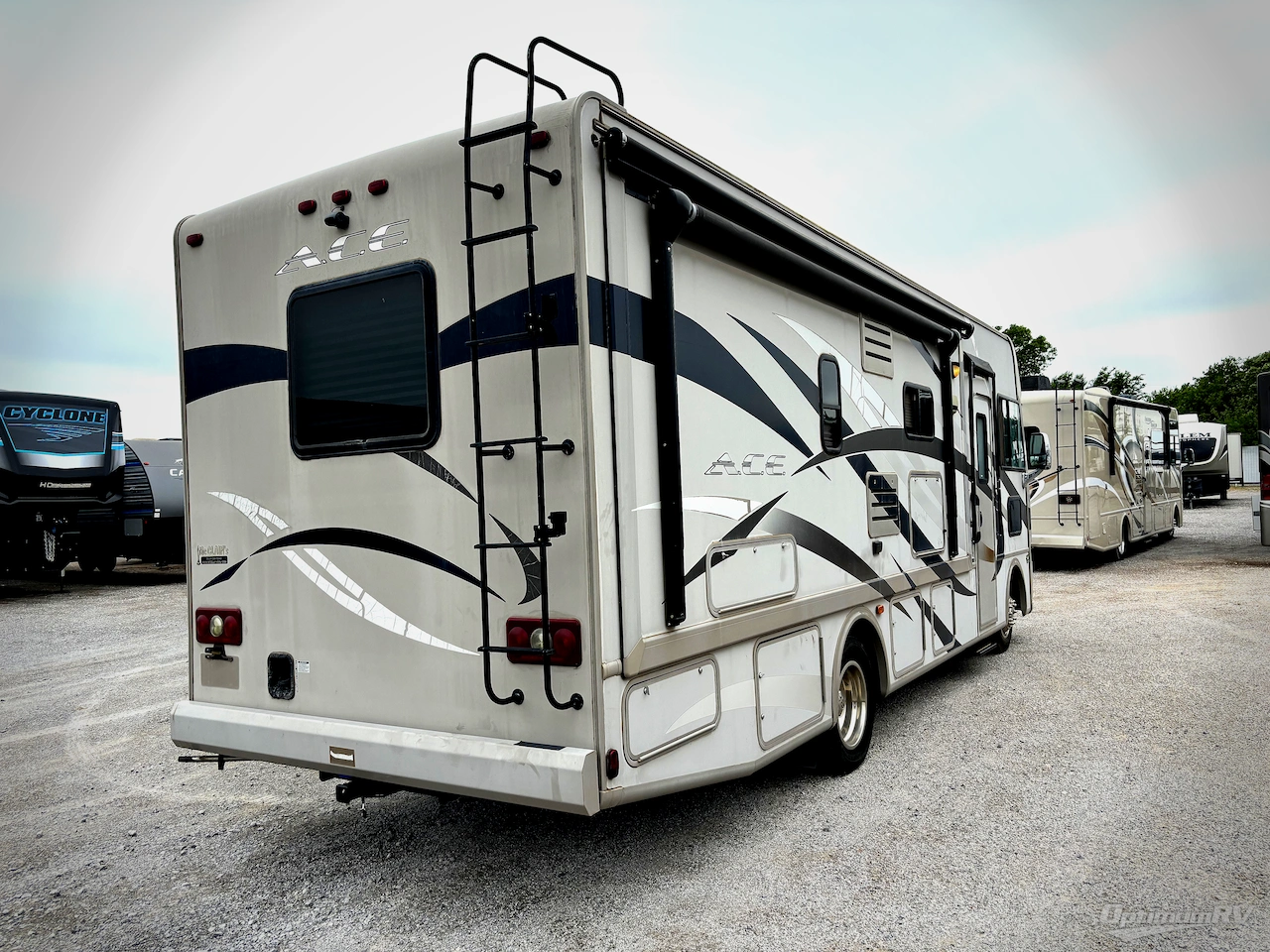 2014 Thor ACE 27 1 Photo 2
