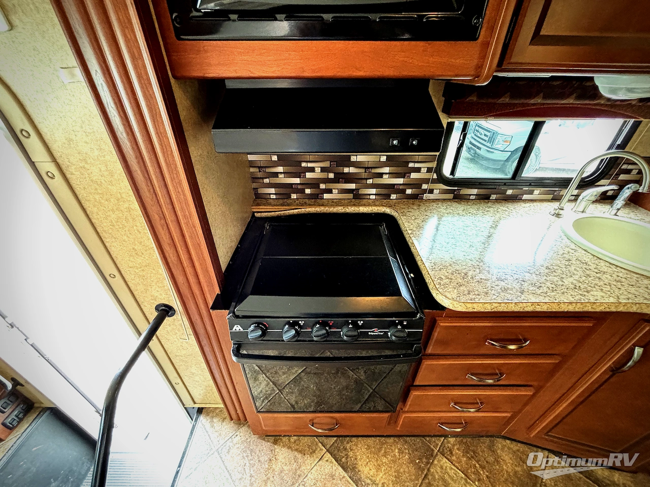 2014 Thor ACE 27 1 Photo 10
