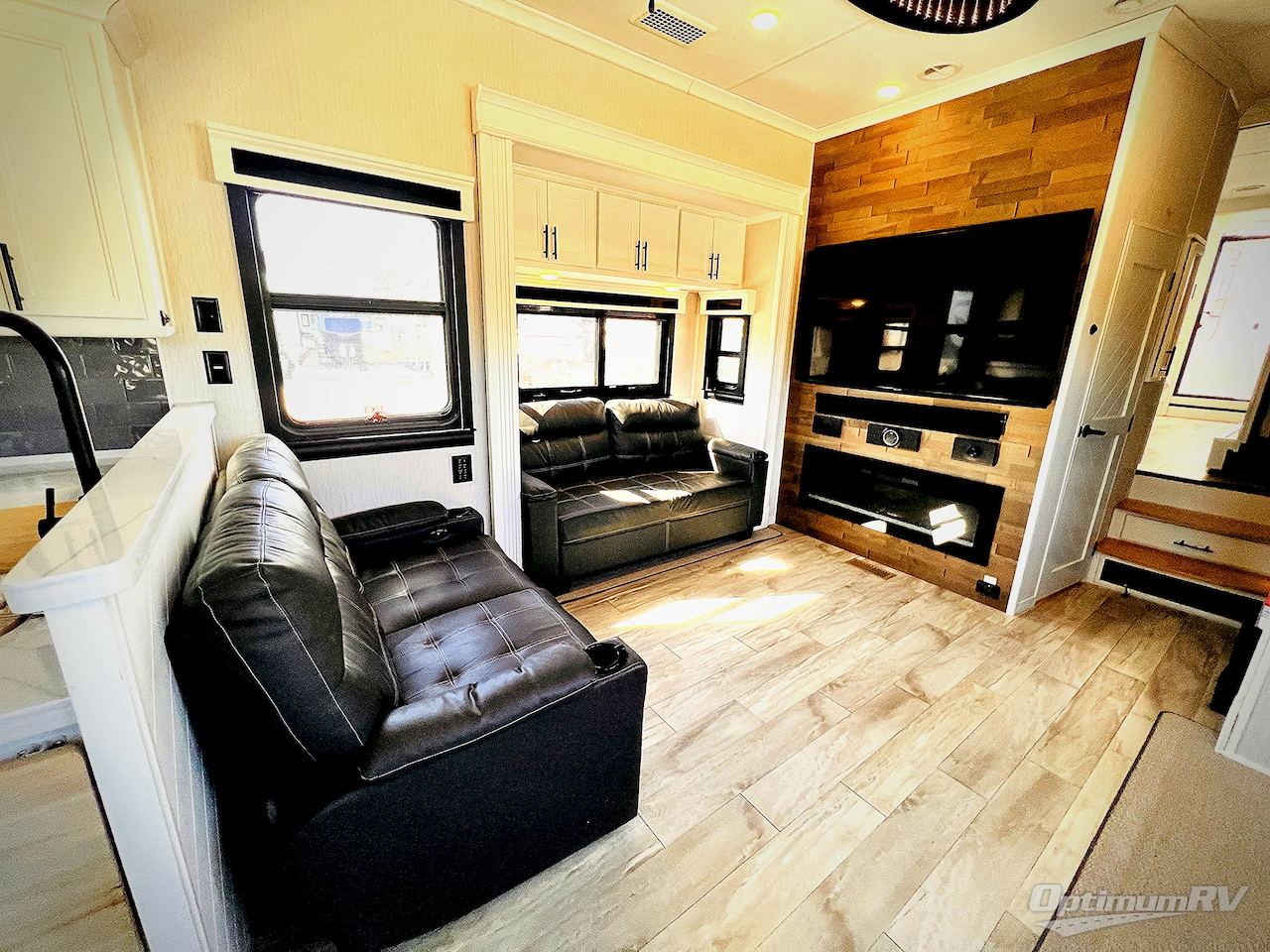 2022 Forest River RiverStone 39RKFB Photo 6