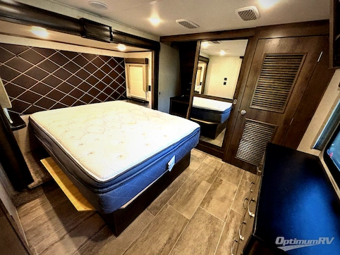 2019 Keystone Montana 3791RD RV Photo 4