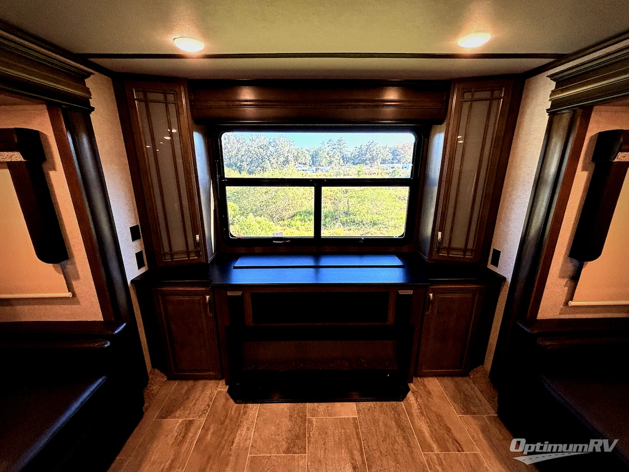 2019 Keystone Montana 3791RD Photo 9