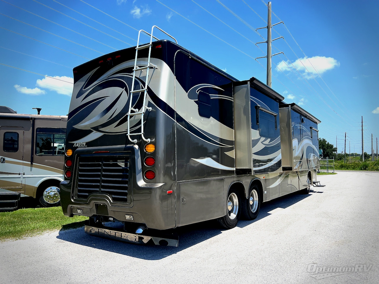 2011 Entegra Aspire 42DL Photo 3