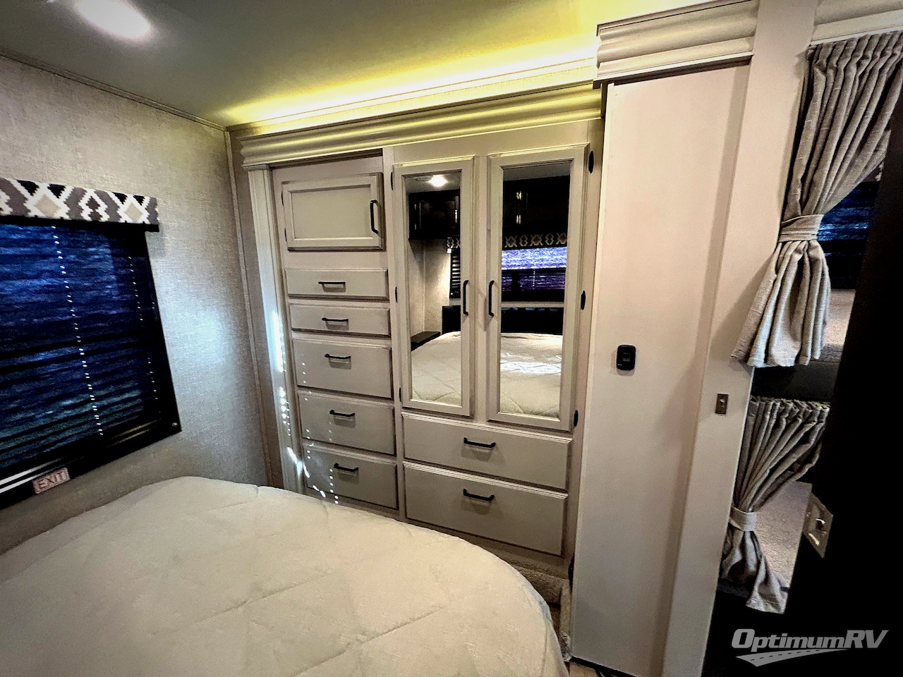 2022 Entegra Odyssey 31F Photo 24