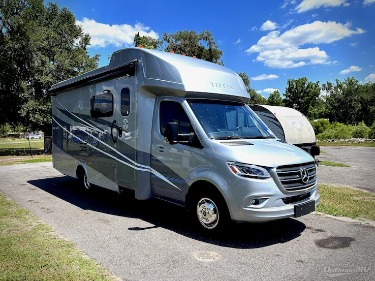 2024 Tiffin Wayfarer 25RW RV Photo 1