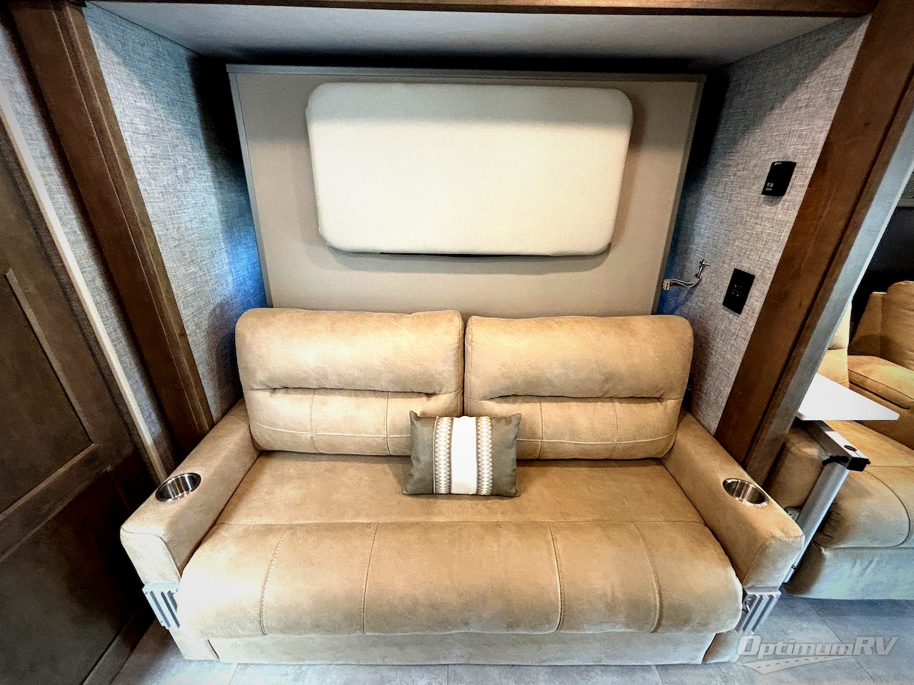 2024 Tiffin Wayfarer 25RW Photo 15