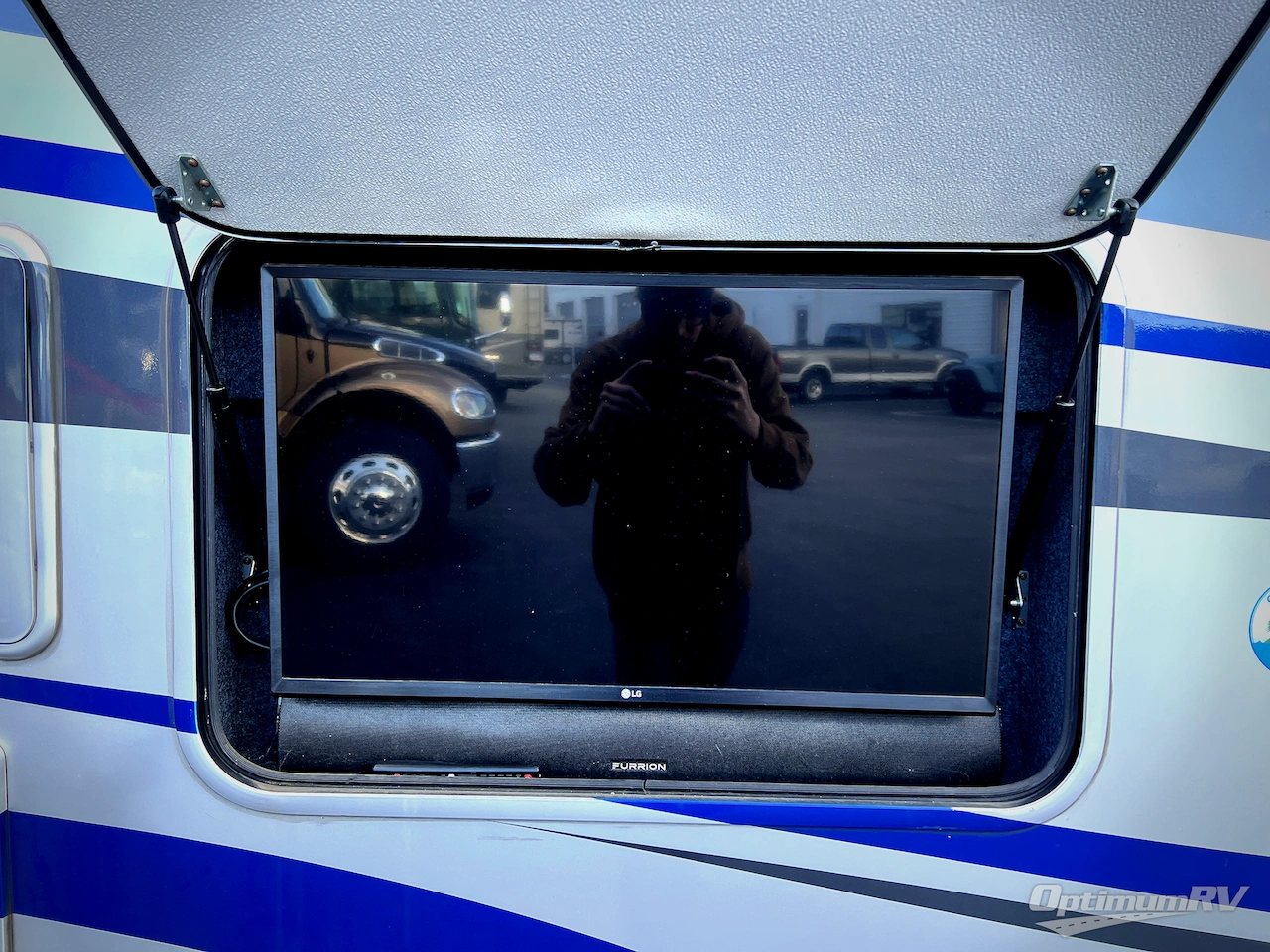 2019 Tiffin Wayfarer 24FW Photo 20