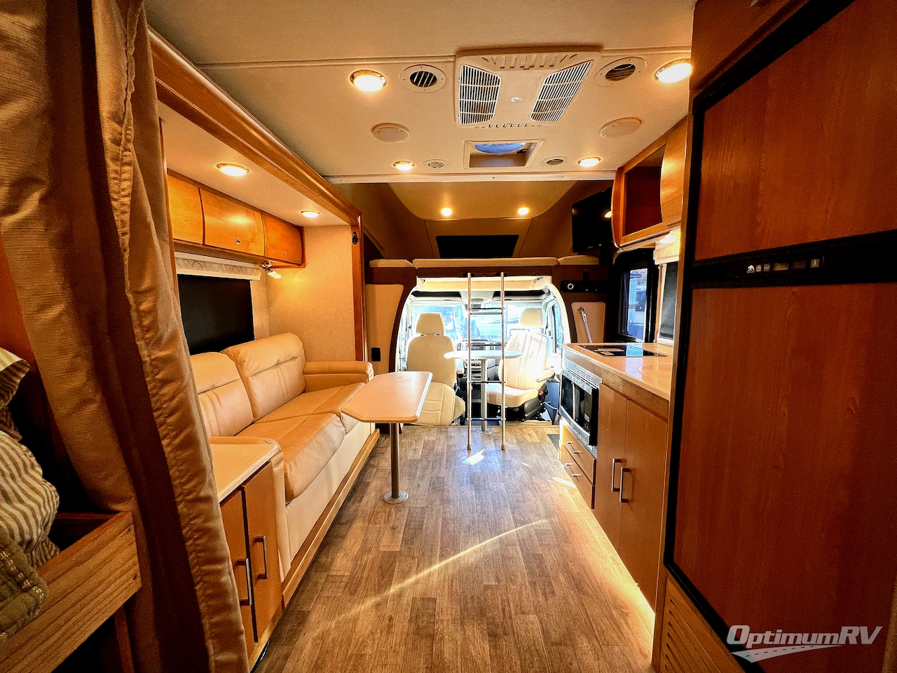 2019 Tiffin Wayfarer 24FW Photo 9