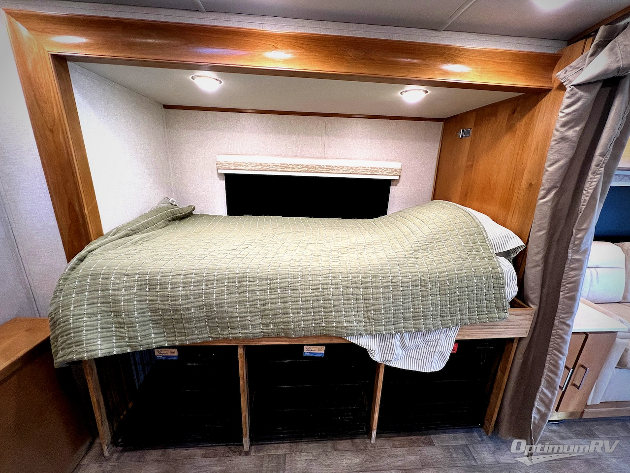 2019 Tiffin Wayfarer 24FW Photo 17