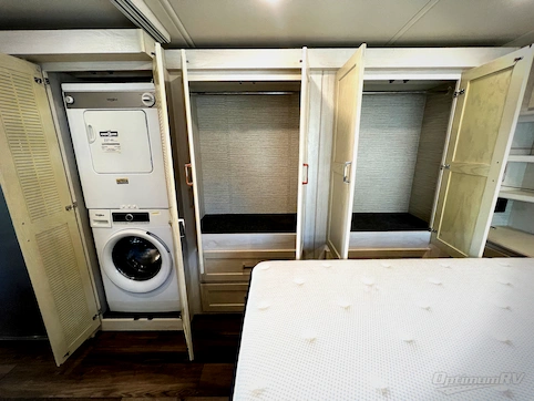 2020 Winnebago Forza 34T RV Photo 4