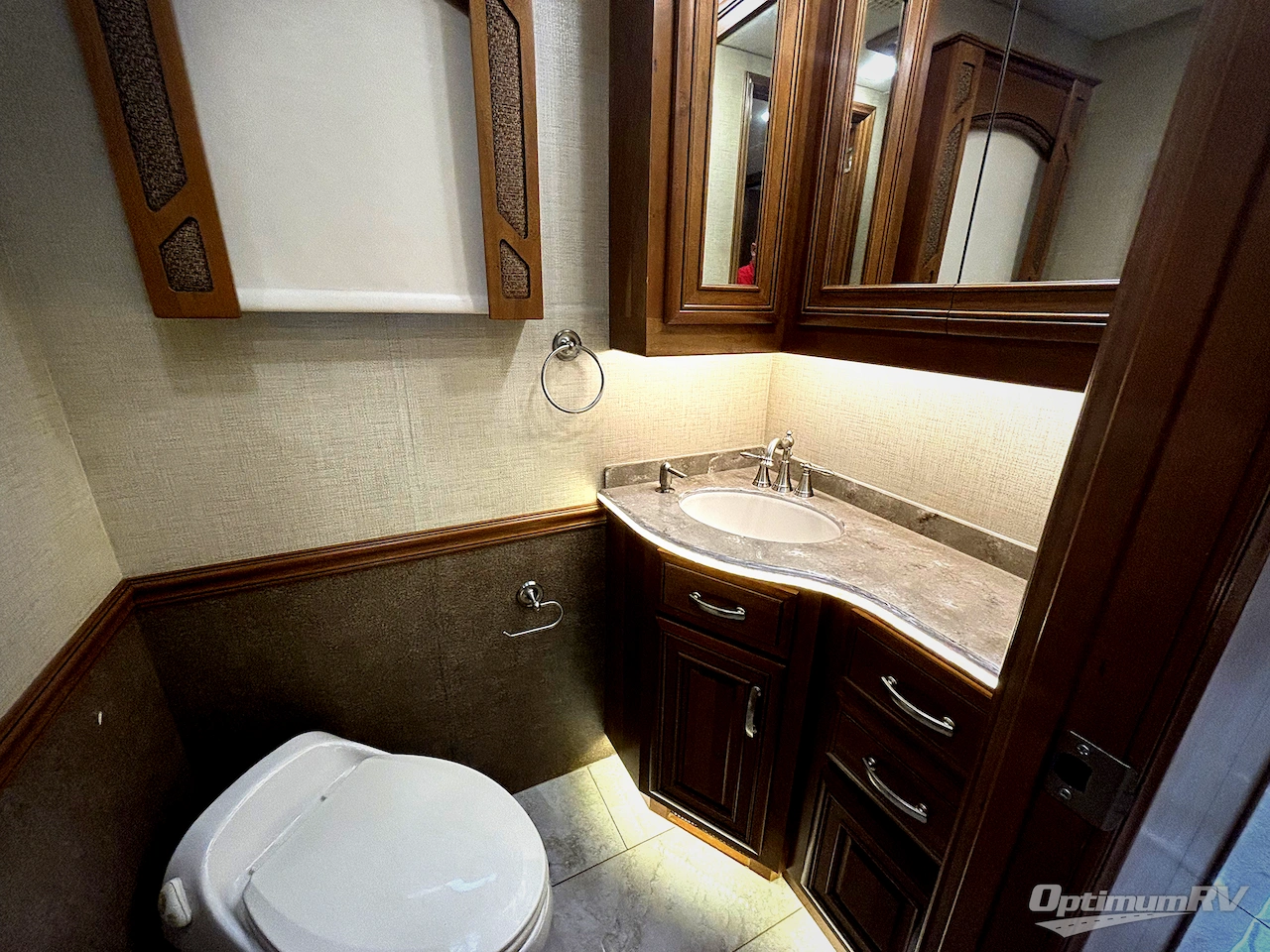 2017 Entegra Anthem 44B Photo 13