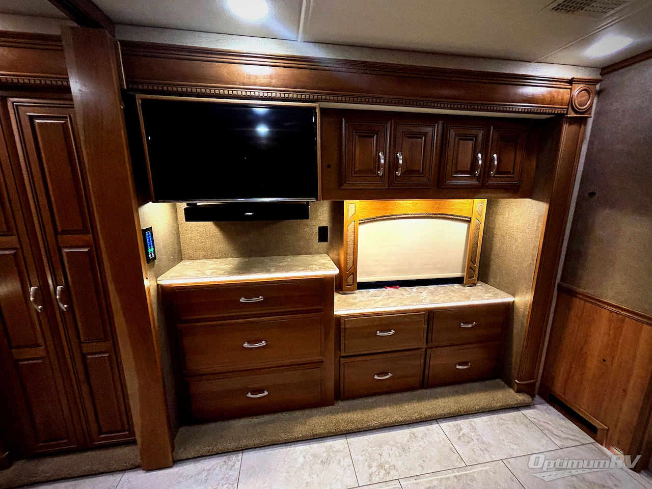 2017 Entegra Anthem 44B Photo 17