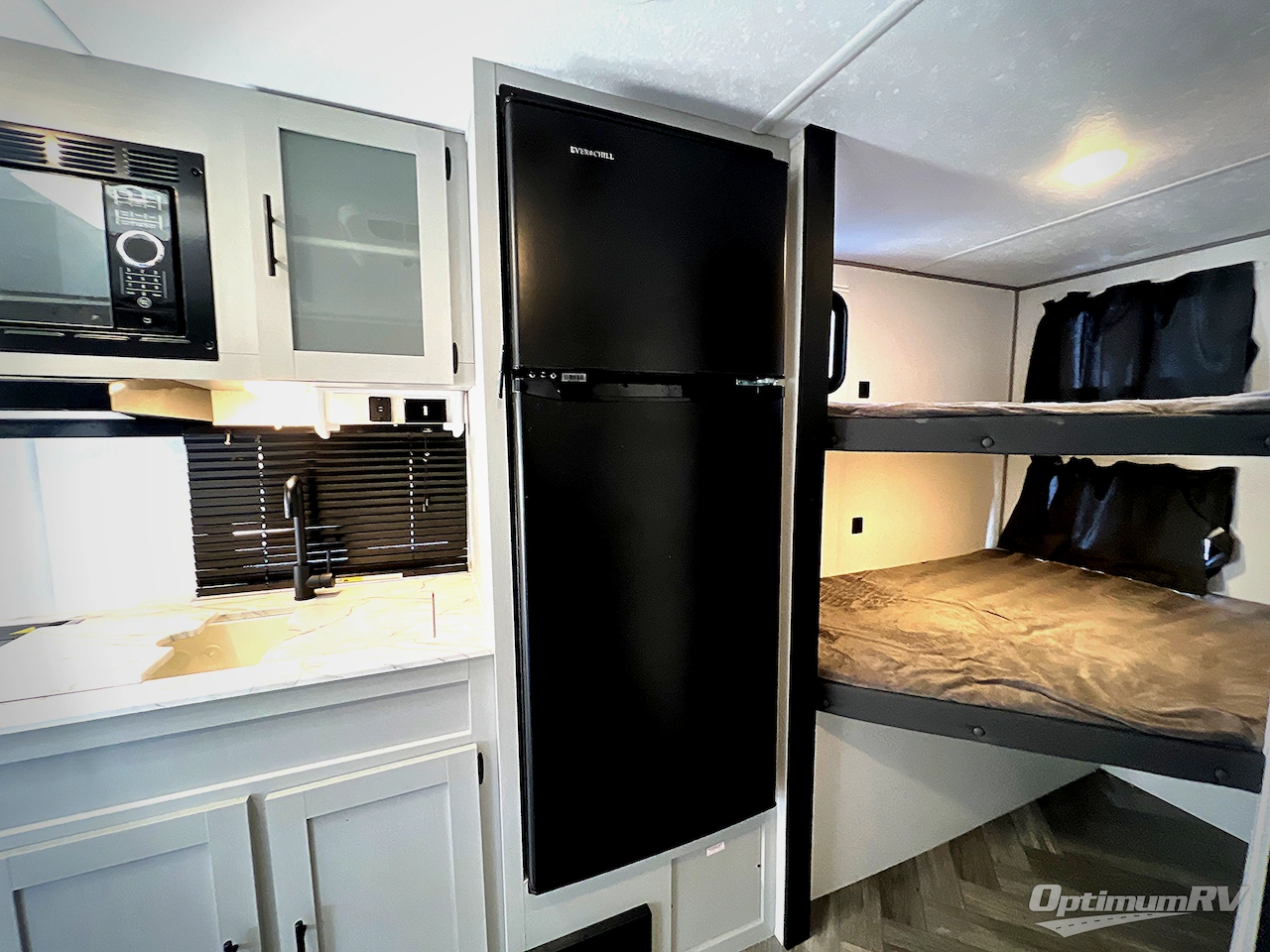 2022 Forest River Salem FSX 178BHSK Photo 12