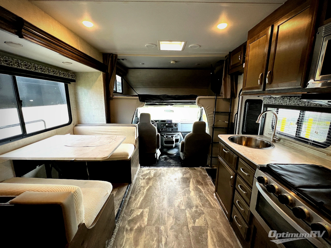 2023 Gulf Stream Conquest Class C 6238 Photo 5