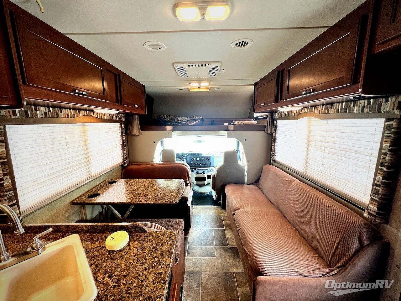 2016 Thor Chateau 26A Photo 4