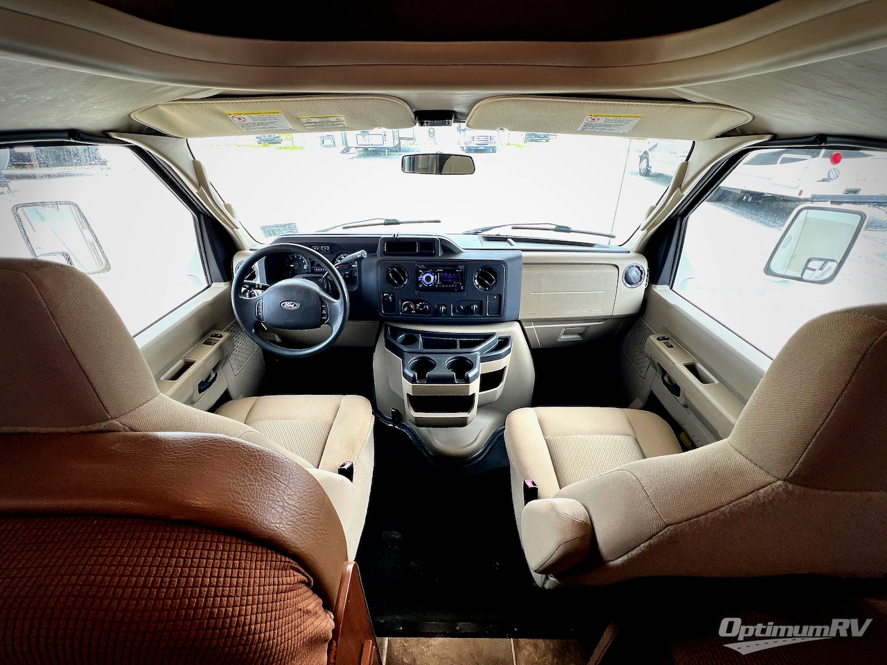 2016 Thor Chateau 26A Photo 6