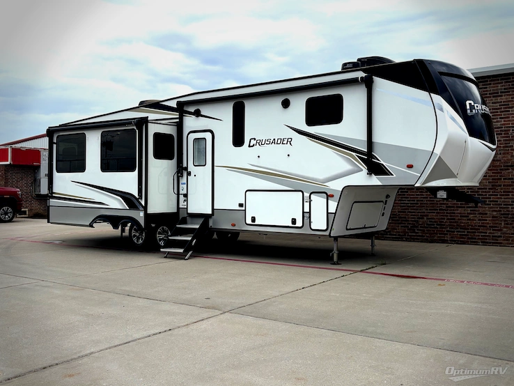 2022 Prime Time Crusader 335RLP RV Photo 1
