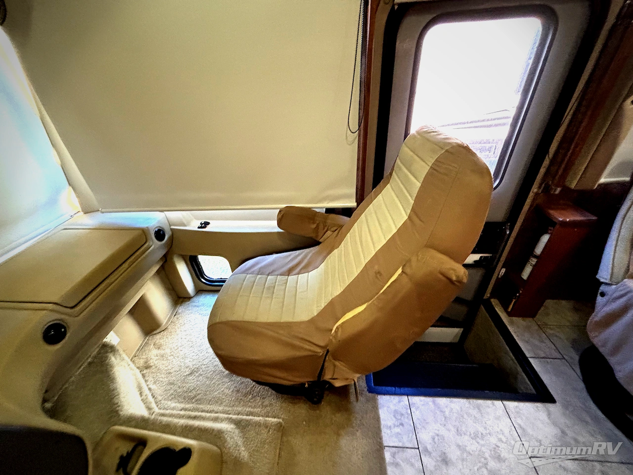 2012 Tiffin Allegro 35 QBA Photo 8