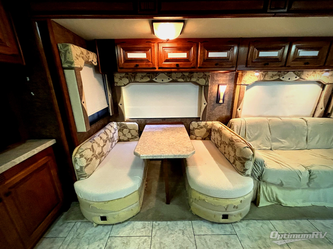 2012 Tiffin Allegro 35 QBA Photo 13