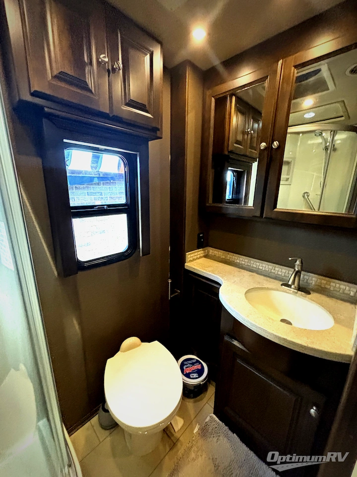 2019 Tiffin Allegro RED 33AA Photo 19