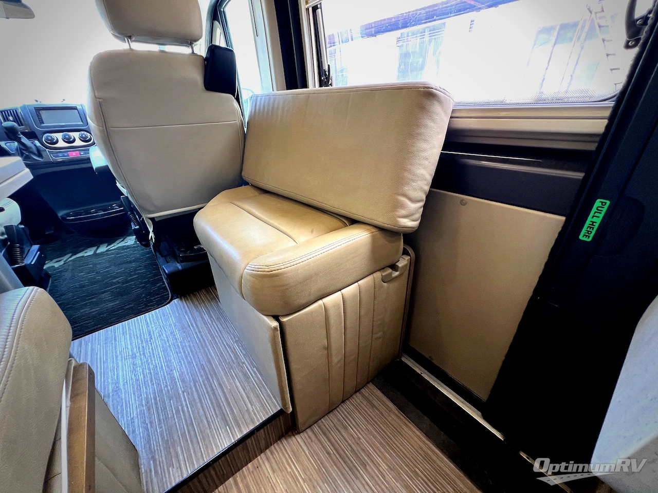 2019 Winnebago Travato 59G Photo 20