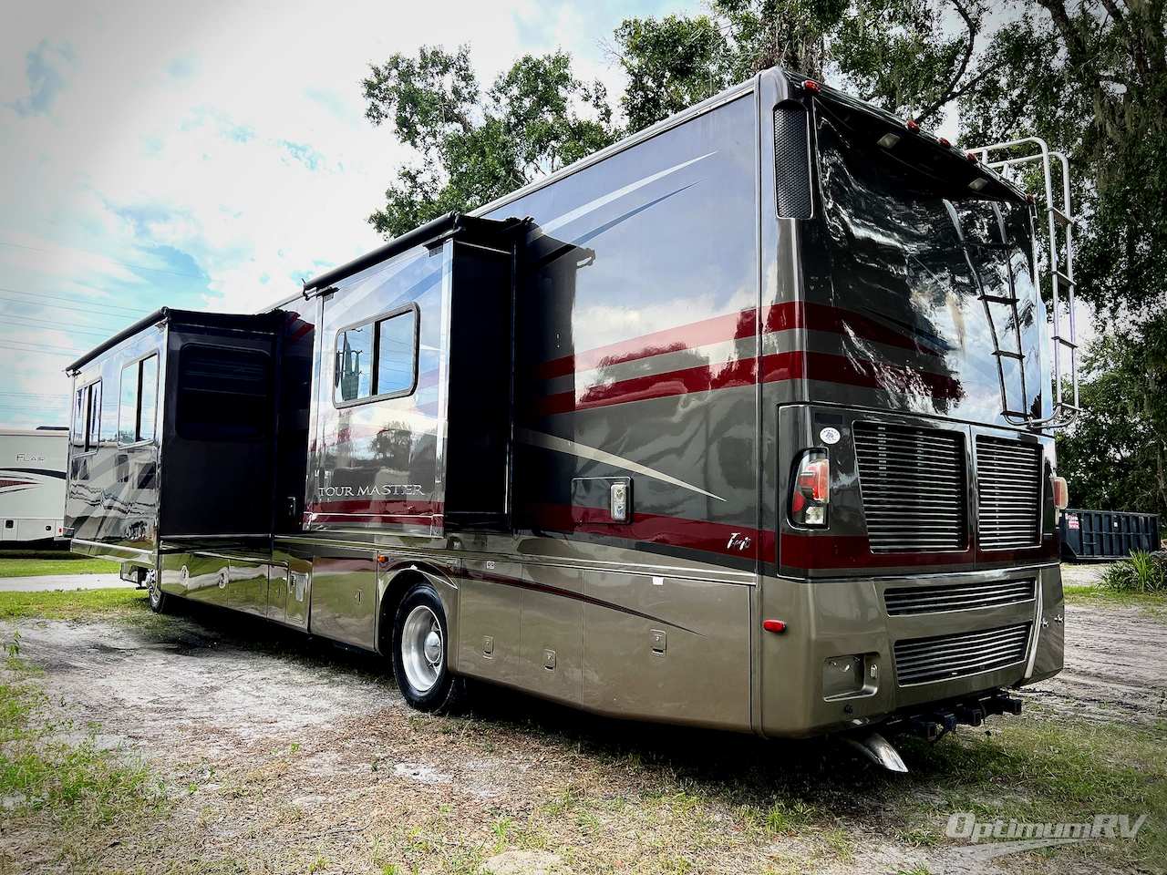 2007 Gulf Stream Tour Master T40C Photo 2