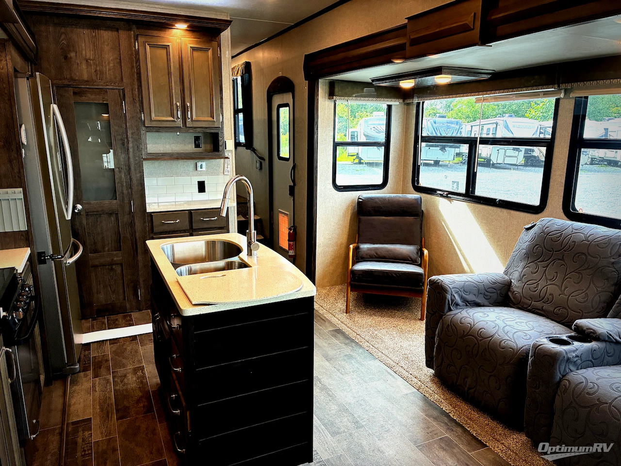 2018 Keystone Montana High Country 385BR Photo 12