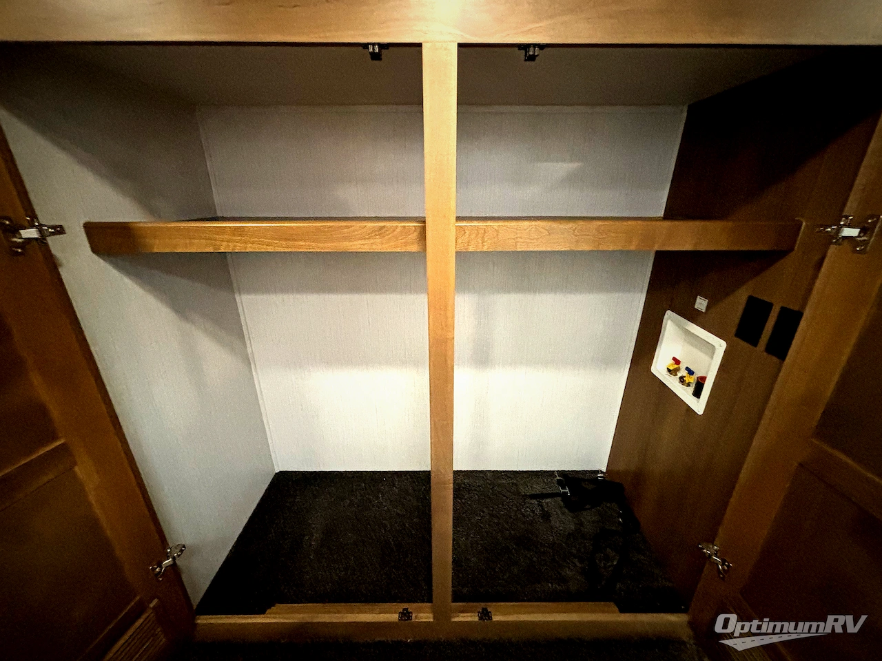 2022 Heartland Bighorn 3960LS Photo 15