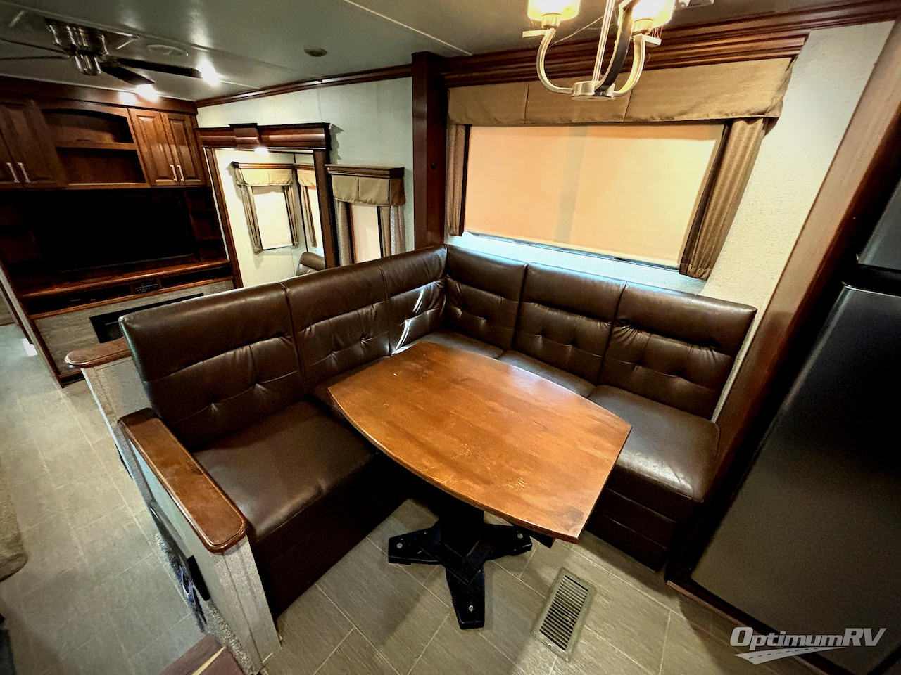 2019 Keystone alpine 3800FK Photo 12