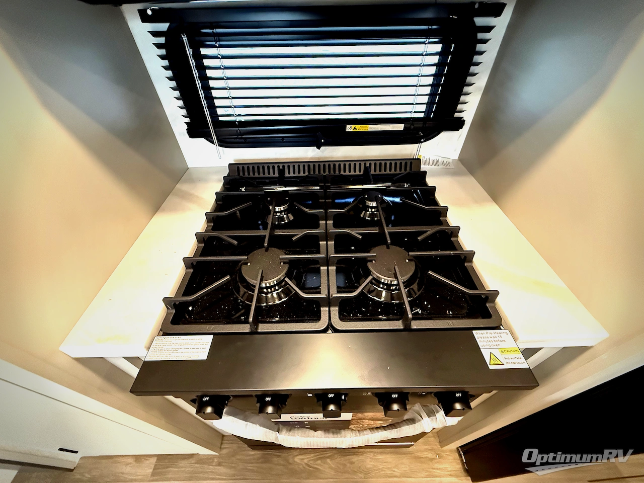 2027 East To West Ahara 380FL Photo 7