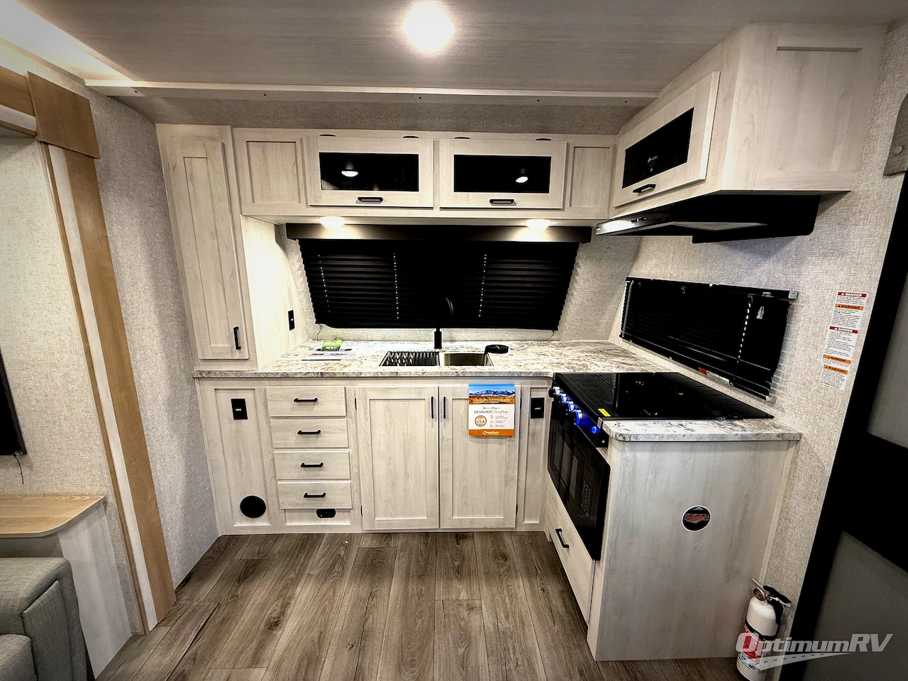 2026 East To West Longitude 230FK Photo 6