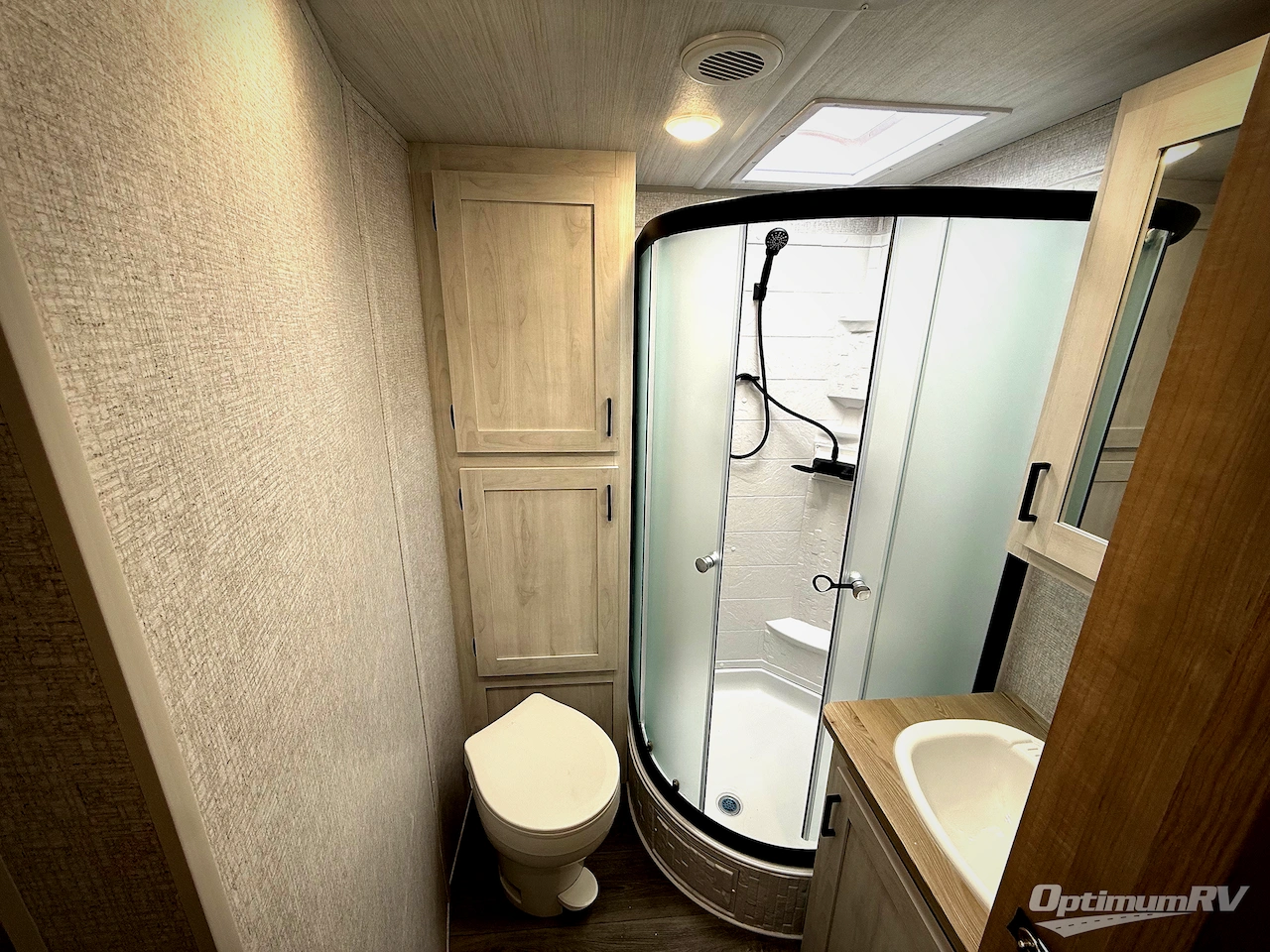 2026 East To West Longitude 230FK Photo 13