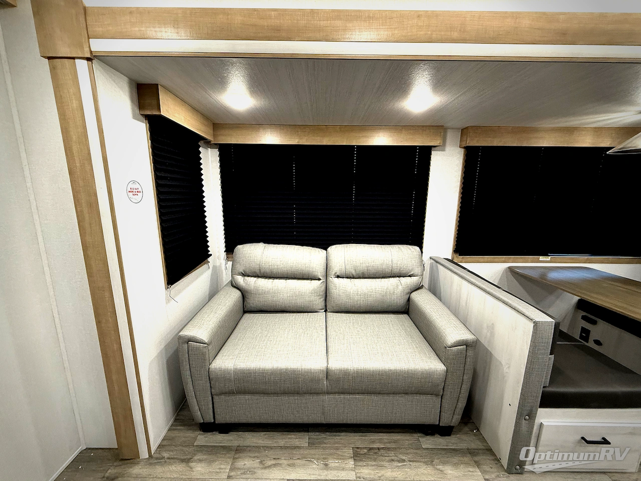 2026 East To West Longitude 319BH Photo 13