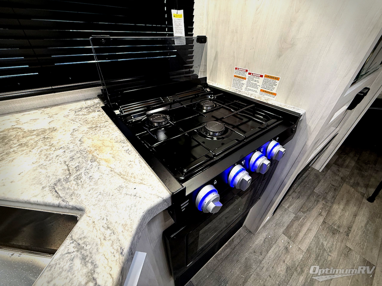 2026 East To West Longitude 255BH Photo 15