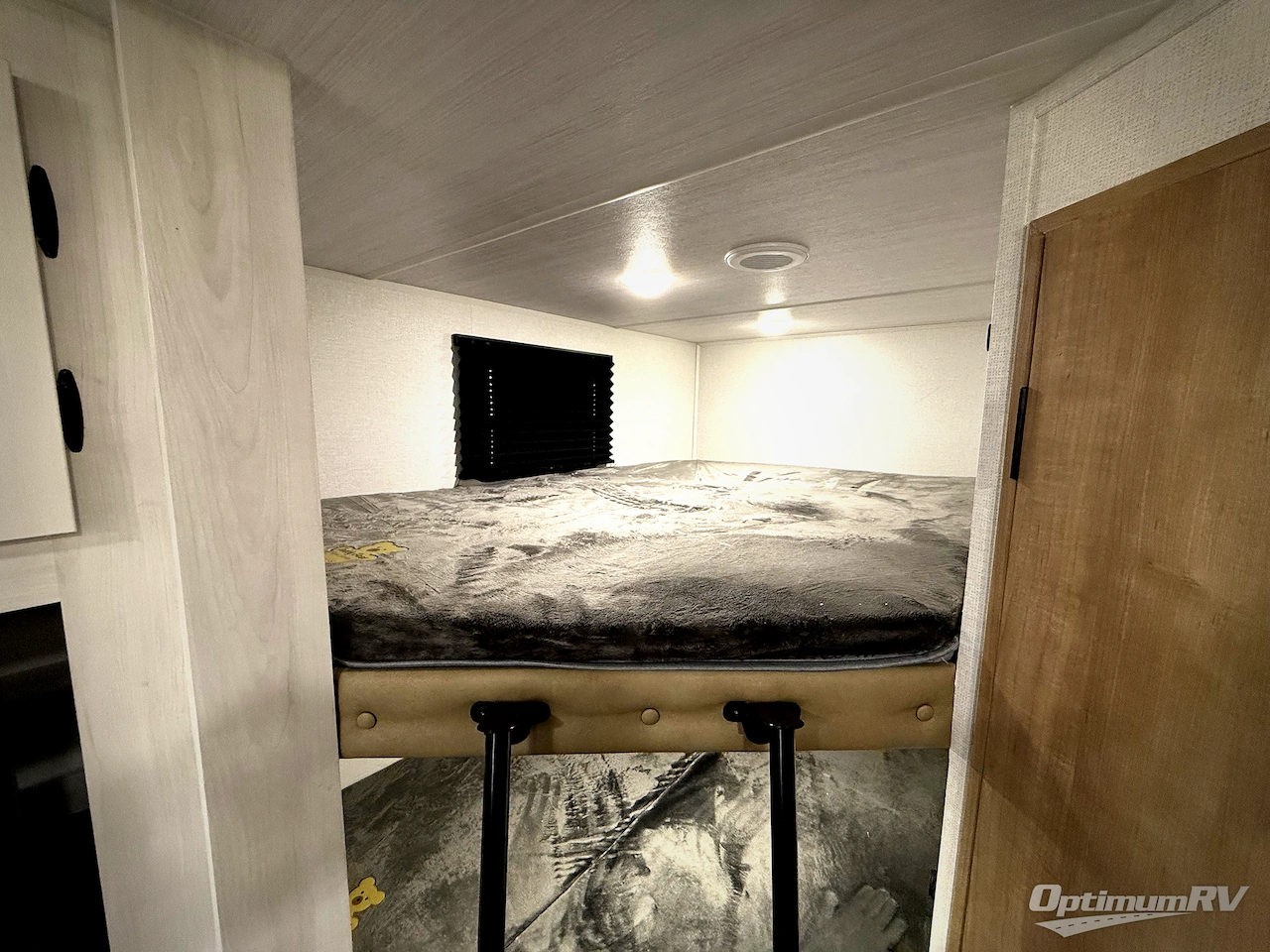 2026 East To West Longitude 255BH Photo 19