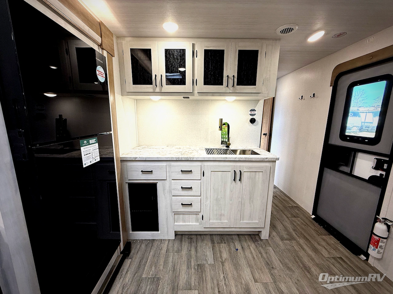 2026 East To West Longitude 310RL Photo 6