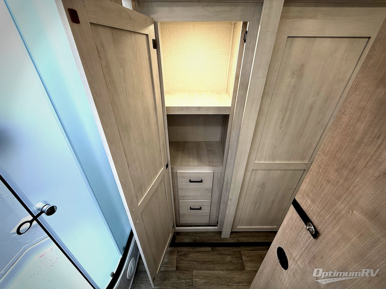 2026 East To West Longitude 310RL Photo 19